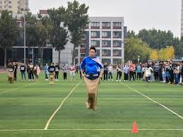 TA：球员版长袖球衣全面回归，实现从性能到美学的个性表达