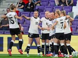 图片报：迪亚斯被欧足联禁赛三场，拜仁将对此提出上诉